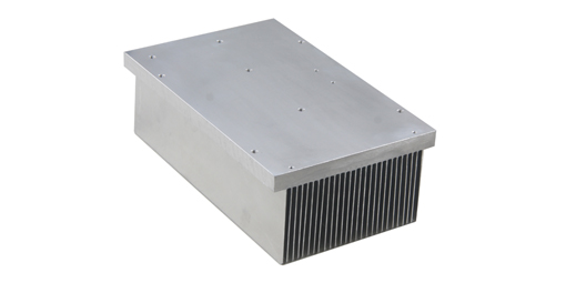 铝型材生产厂家：昆二晶插片式散热器专业的定制流程